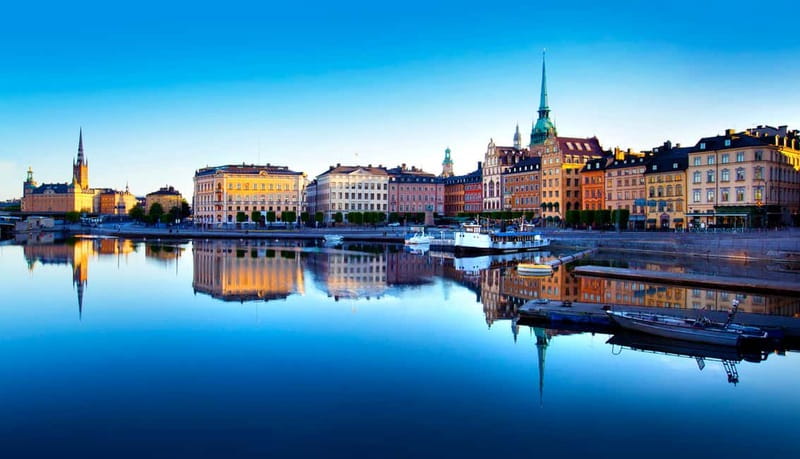 Stockholm: Old Town Historical Walking Tour - Starting at Mynttorget, Stockholm’s Old Town gateway