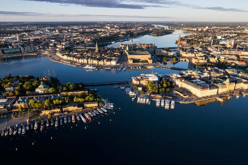 Stockholm: Old Town Historical Walking Tour - What Kiki adds to the experience