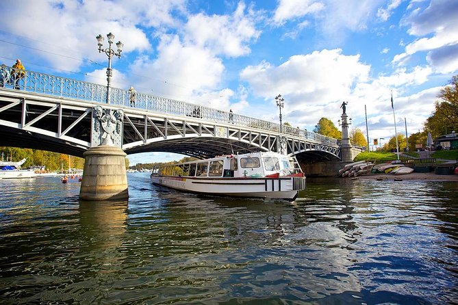 Stockholm Royal Djurgården Boat Tour - Boat comfort, seating, and weather