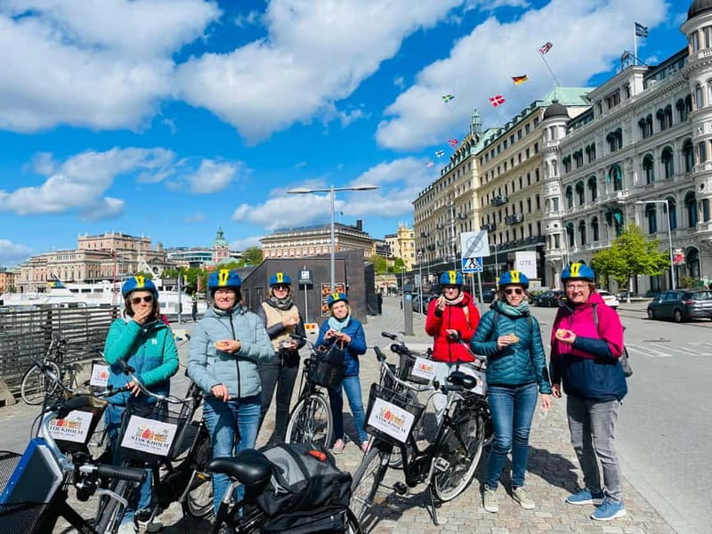 Stockholm's Best Bike Tour! (English / Deutsch) - What the small-group extras add