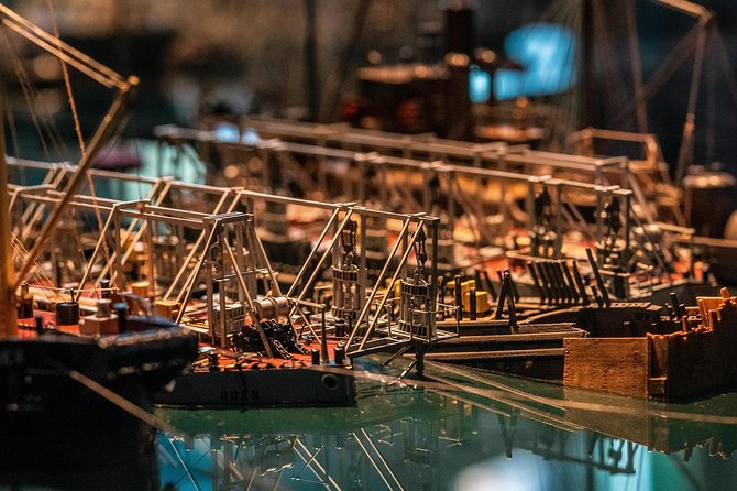 Stockholm's Old Town & Vasa Museum Private Walking Tour - Crossing to Djurgården by Public Ferry