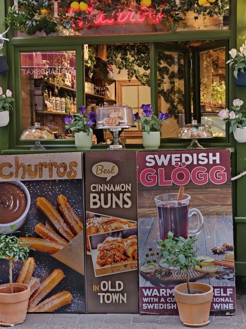 Stockholm: Secrets of Gamla Stan Guided Tour w/ Fika Option - The optional fika stop after the walk