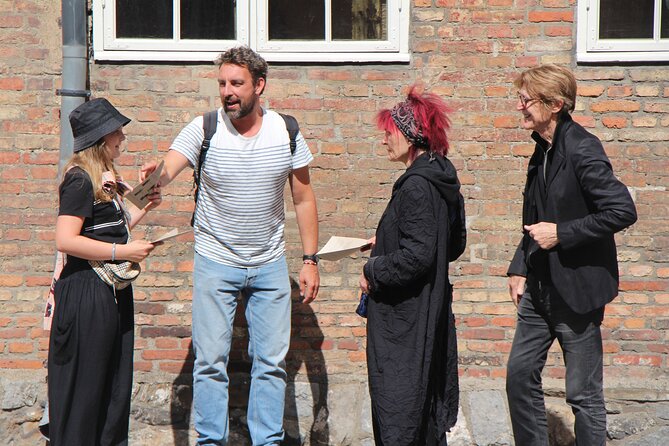 Stockholm Self-Guided Murder Mystery Tour by the Royal Palace - Gamla Stan turns into the main game board