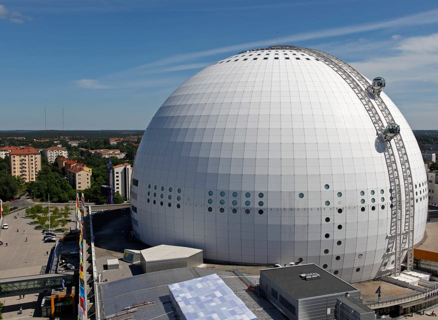 Stockholm: SkyView Glass Gondola Ride - Check-in, film, and the wait before boarding