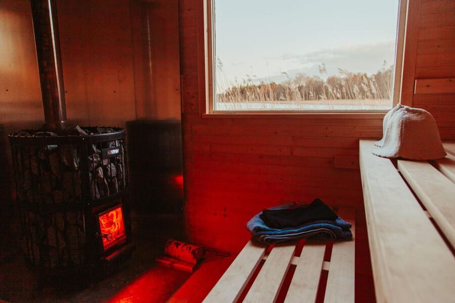 Stockholm: Traditional Sauna & Polar Plunge in Baltic Sea - What to pack for a comfortable visit
