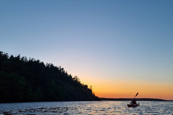 Sunset kayak tour with fika on Stockholms lakeside - Who will enjoy this Stockholm experience most?