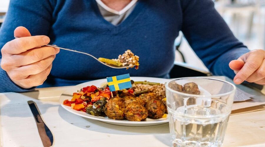 Swedish Beer Tasting Tour in Stockholm Old Town Pubs - The 2-Hour Route: Four Beers and Two Venues