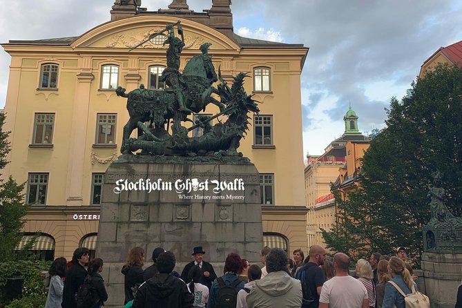 The Original Stockholm Ghost Walk and Historical Tour - Gamla Stan - Weather, shoes, and group comfort