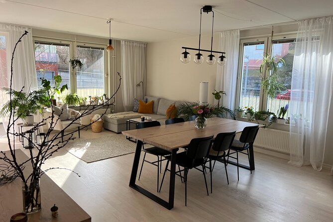 Traditional Persian Cooking Class in Stockholm with a Local - Sitting down to the Persian meal