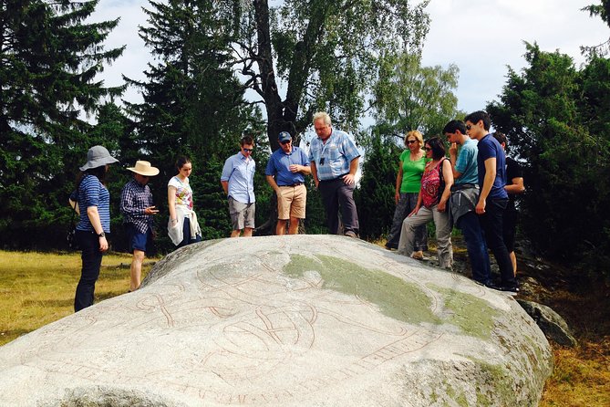 Viking History and Swedish Countryside Tour to Sigtuna & Uppsala - Fika and local crafts at Hökeriet