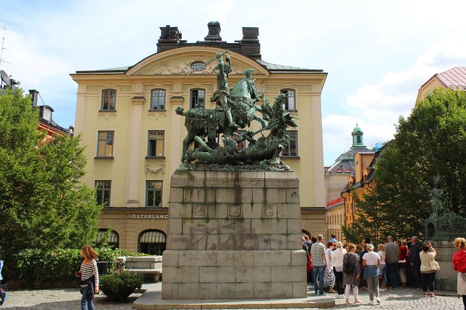 Walking Tour of Stockholm Old Town - Stortorget and the Stockholm bloodbath