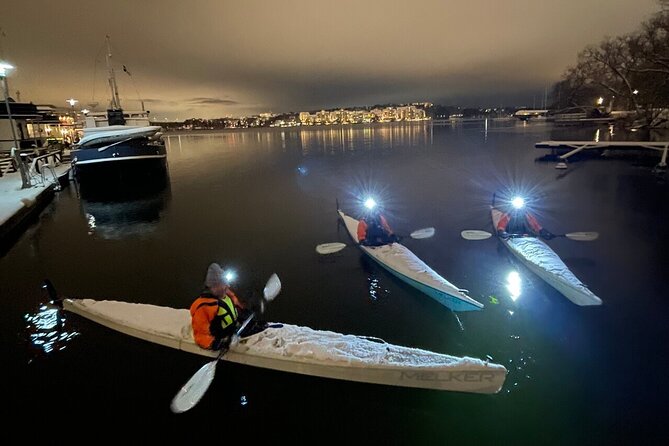 Winter Kayak Tour in Stockholm City (Dry Suit Kayaking) - What to wear under the dry suit