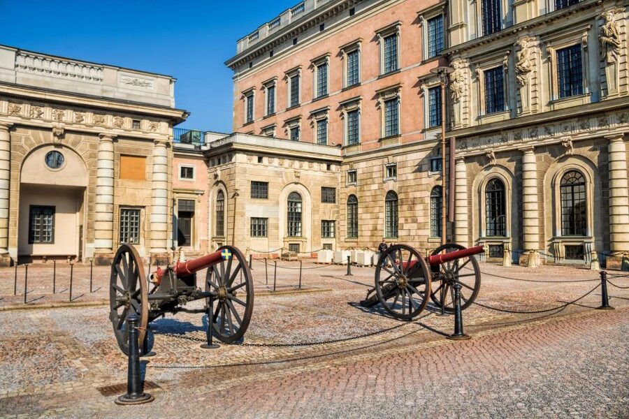 World War II Stockholm Old Town Walking Tour and Army Museum - Is $205 per person good value?